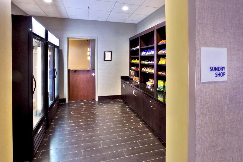 فندق Holiday Inn Express & Suites Oak Ridge, An Ihg