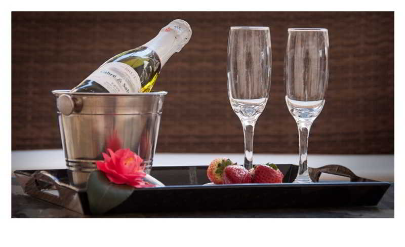 Отель Hospedería Reina de los Ángeles