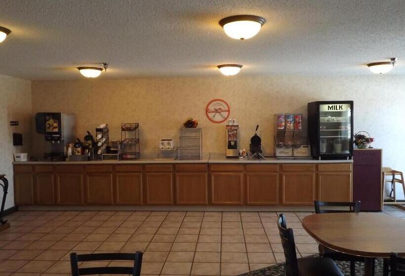 Howard Johnson By Wyndham Oacoma Hotel & Suites