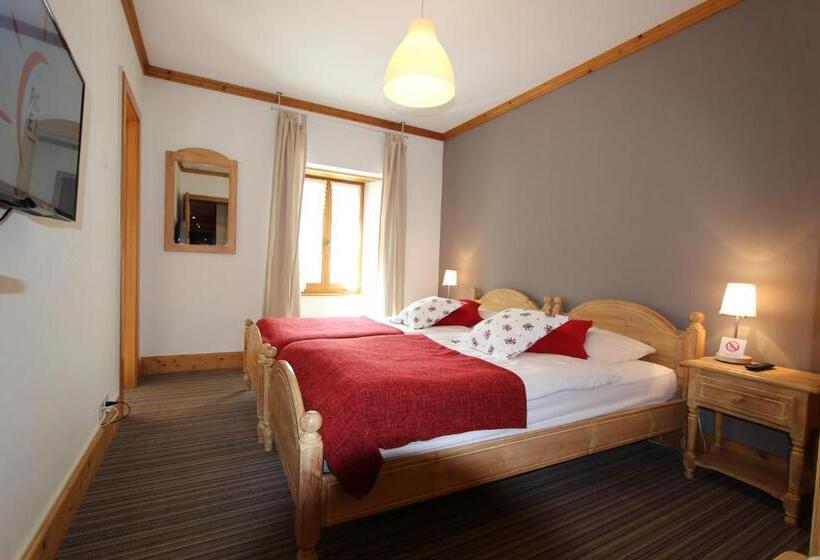 בית מלון כפרי Hôtel De Ville