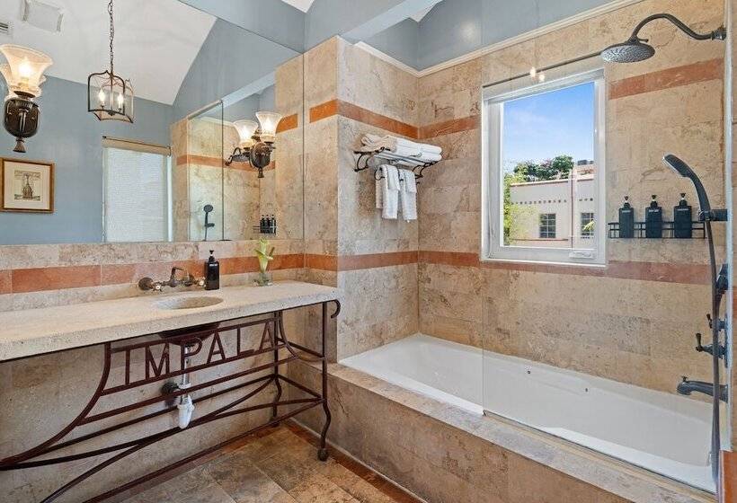 בית מלון כפרי Kasa La Flora And Impala Miami Beach