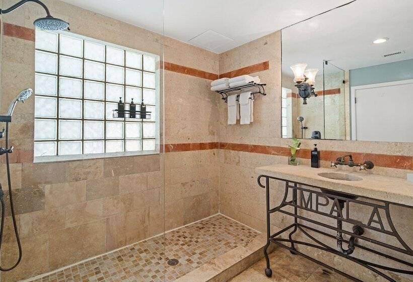 בית מלון כפרי Kasa La Flora And Impala Miami Beach