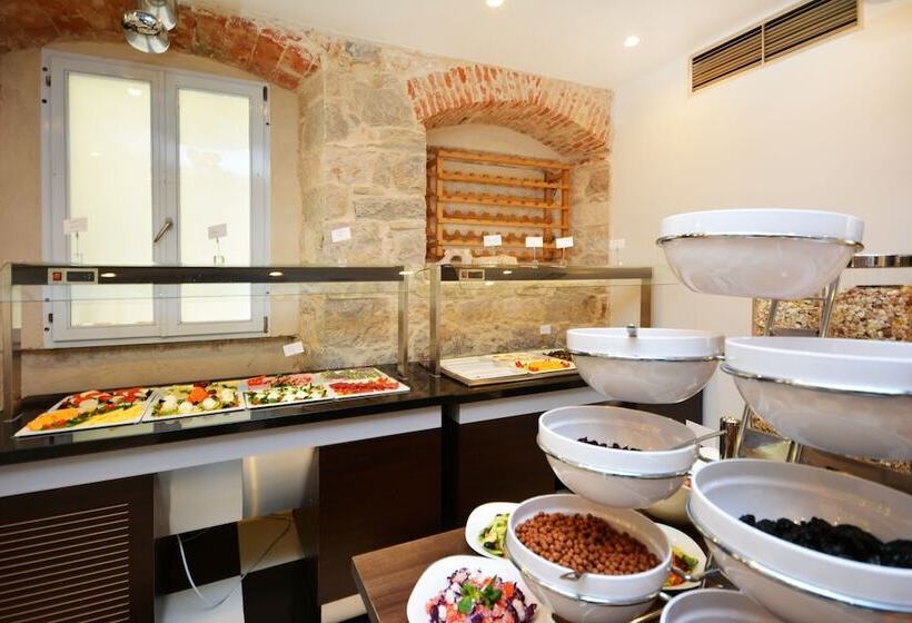 酒店 Jupiter Luxury