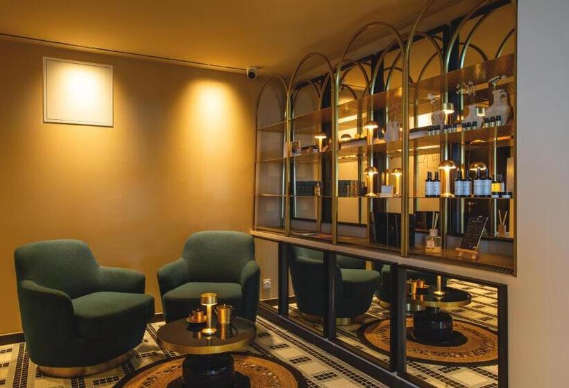 ホテル La Pietra Restaurant & Spa