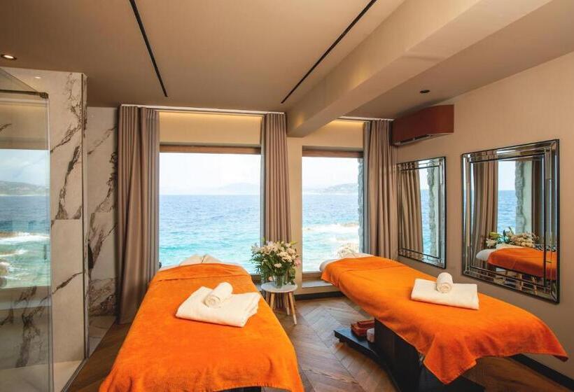 ホテル La Pietra Restaurant & Spa