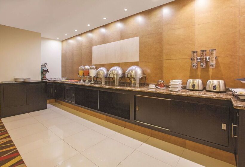 فندق La Quinta By Wyndham San Luis Potosi