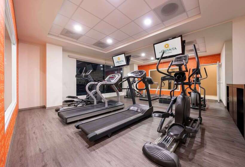 هتل La Quinta By Wyndham San Luis Potosi