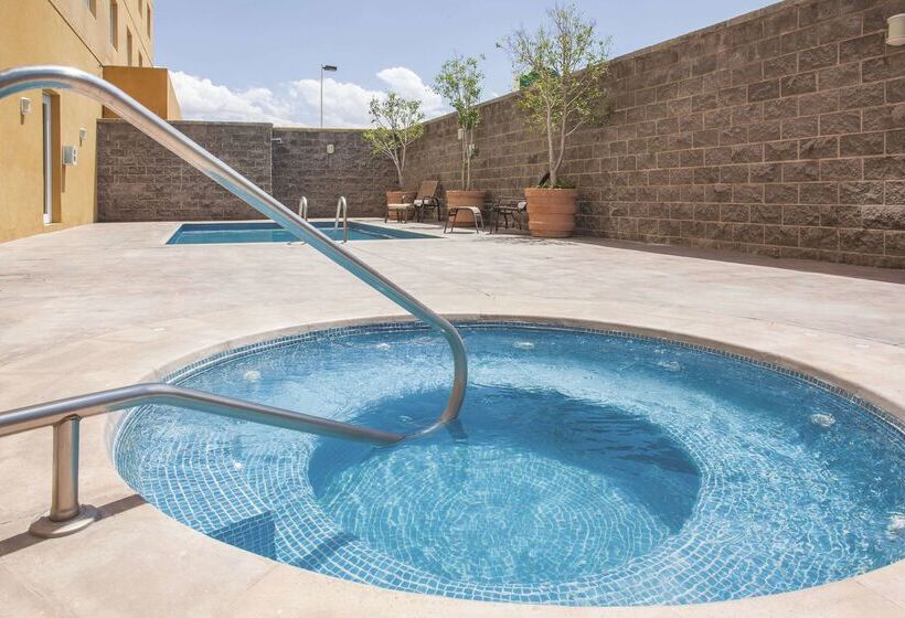 فندق La Quinta By Wyndham San Luis Potosi