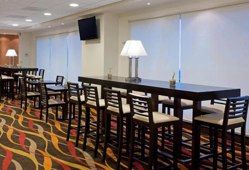 فندق La Quinta By Wyndham San Luis Potosi