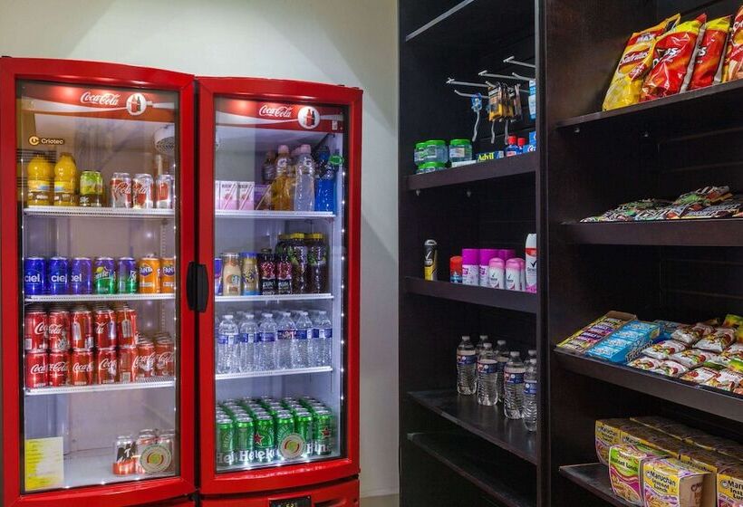 فندق La Quinta By Wyndham San Luis Potosi