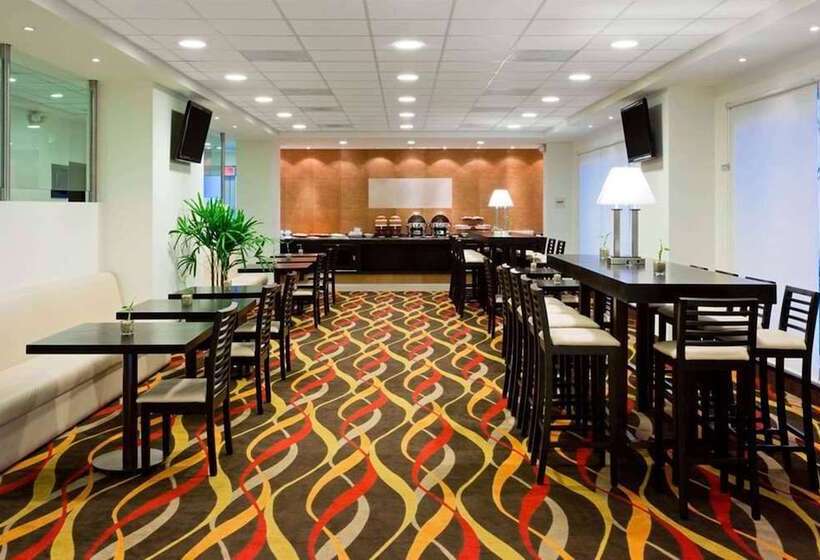 فندق La Quinta By Wyndham San Luis Potosi