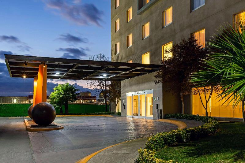 فندق La Quinta By Wyndham San Luis Potosi