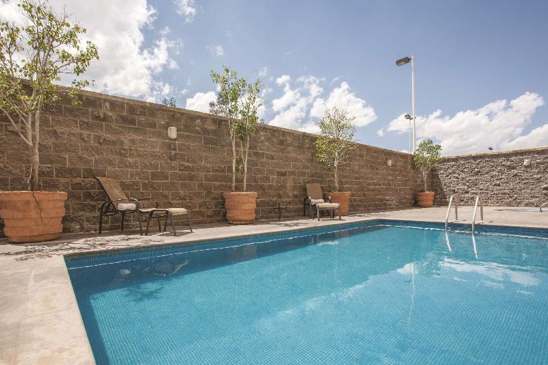 فندق La Quinta By Wyndham San Luis Potosi