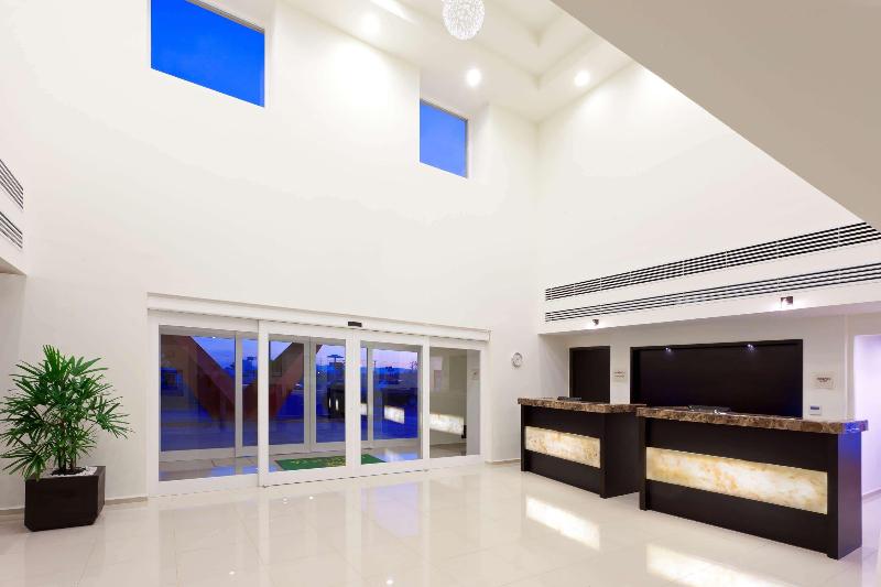 فندق La Quinta By Wyndham San Luis Potosi