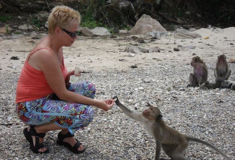 호텔 Long Beach Inn