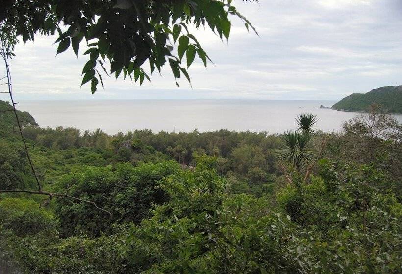 בית מלון כפרי Long Beach Inn