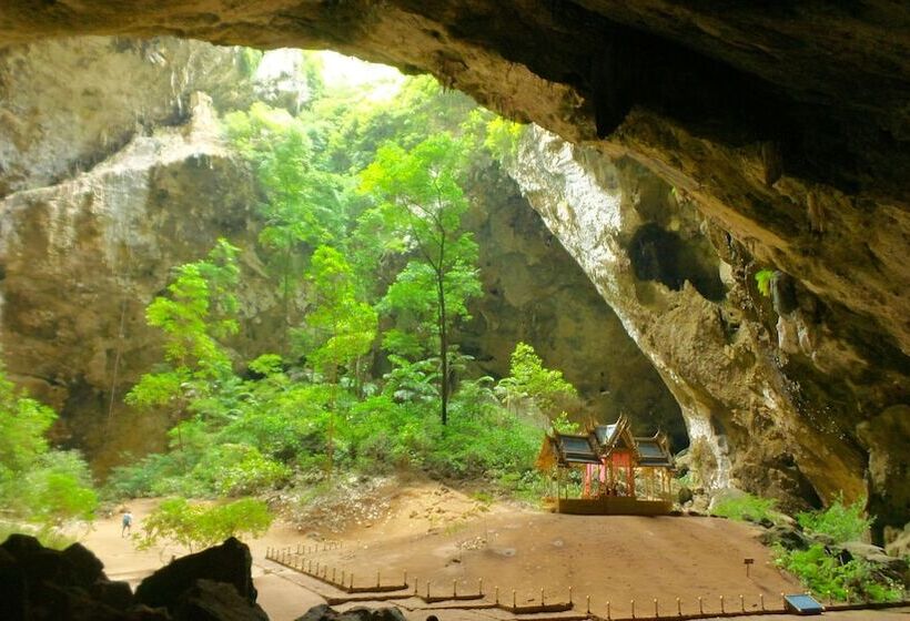 בית מלון כפרי Long Beach Inn