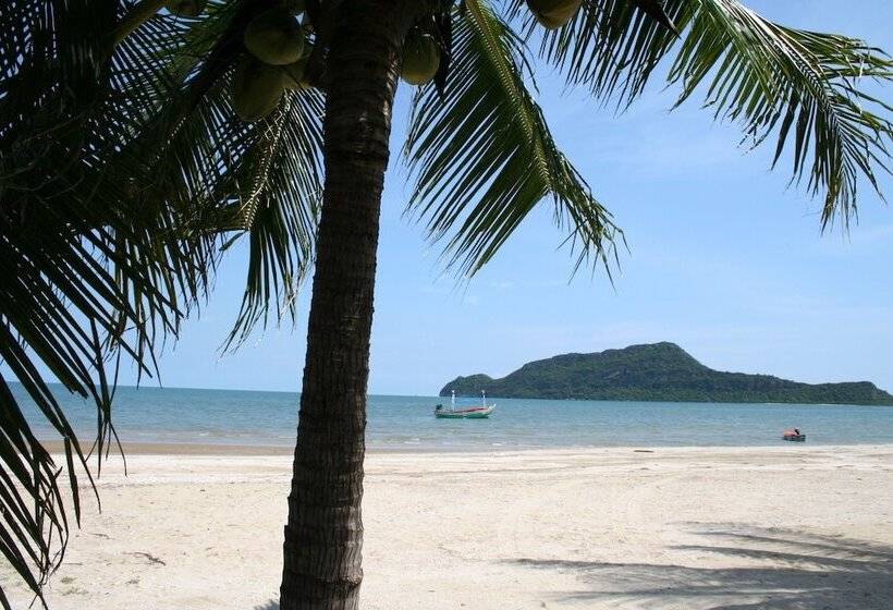 בית מלון כפרי Long Beach Inn