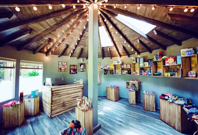 Loto Azul Hotel & Spa