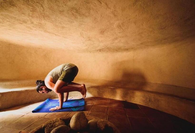 Loto Azul Hotel & Spa