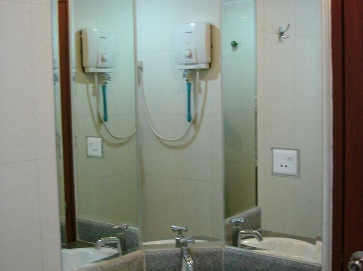 בית מלון כפרי Lucky Star