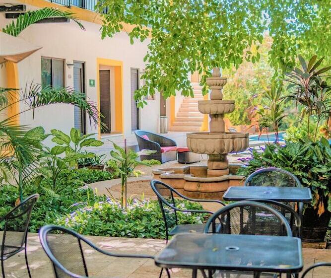 בית מלון כפרי Maison Del Embajador