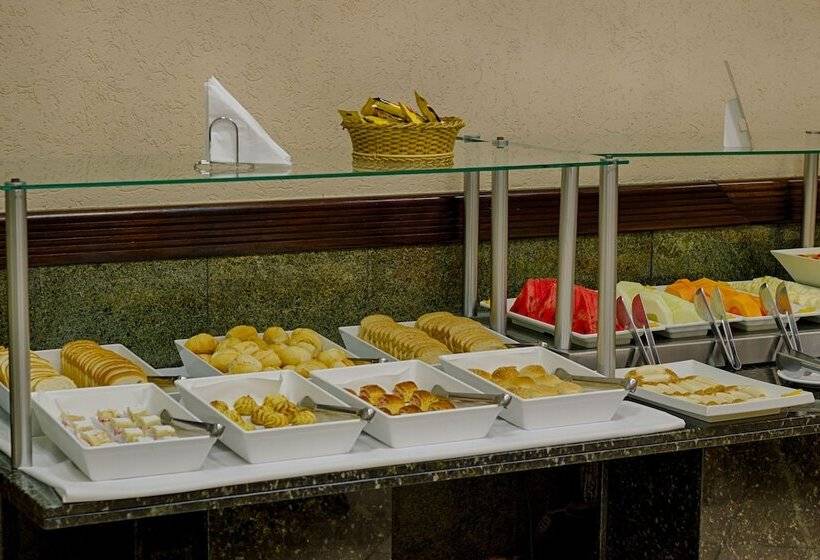 호텔 Nacional Inn Curitiba Estação Shopping