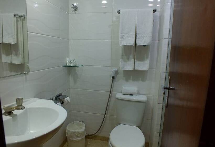 호텔 Nacional Inn Curitiba Estação Shopping