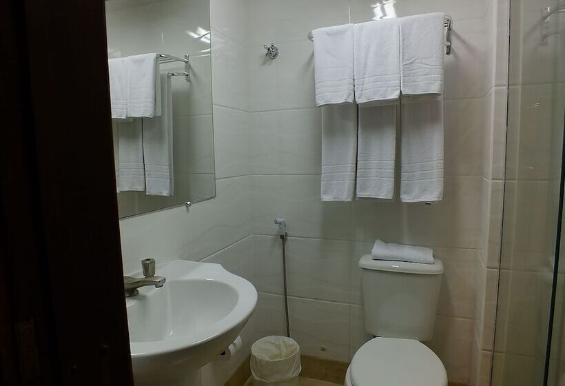 호텔 Nacional Inn Curitiba Estação Shopping