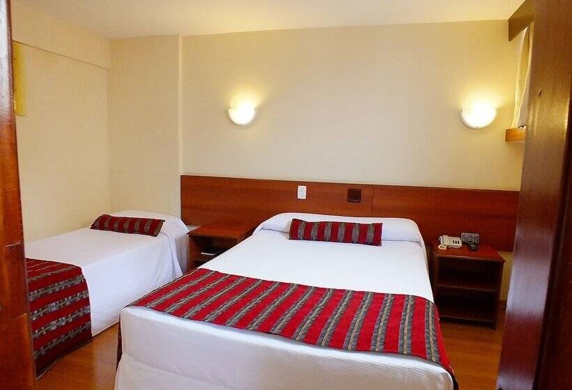 בית מלון כפרי Nacional Inn Curitiba Estação Shopping