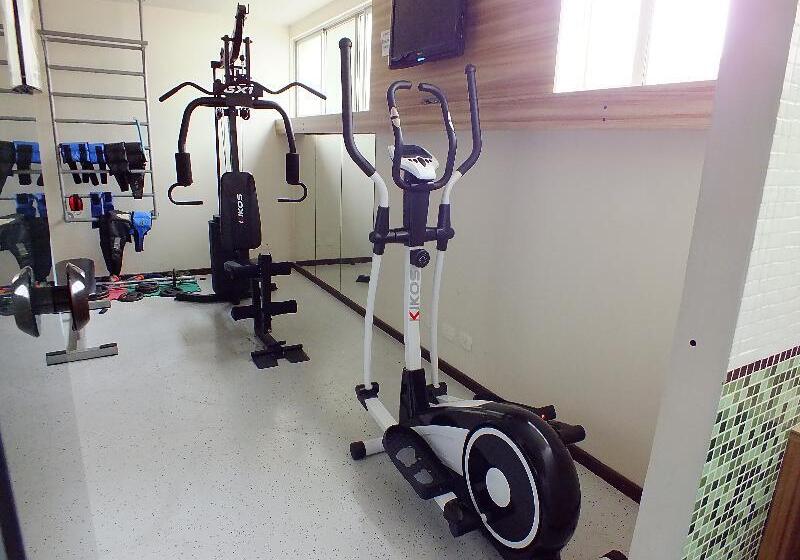 בית מלון כפרי Nacional Inn Curitiba Estação Shopping