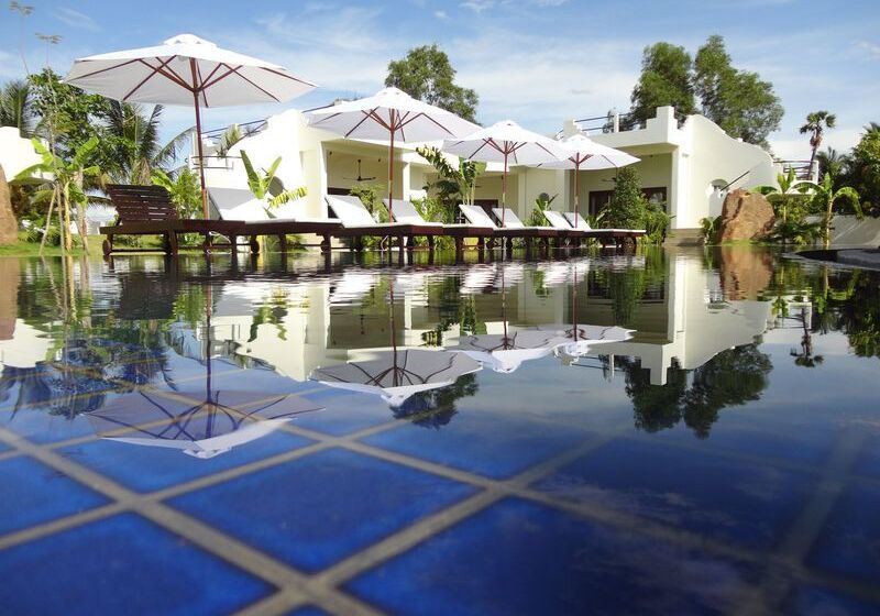 هتل Navutu Dreams Resort & Wellness Retreat