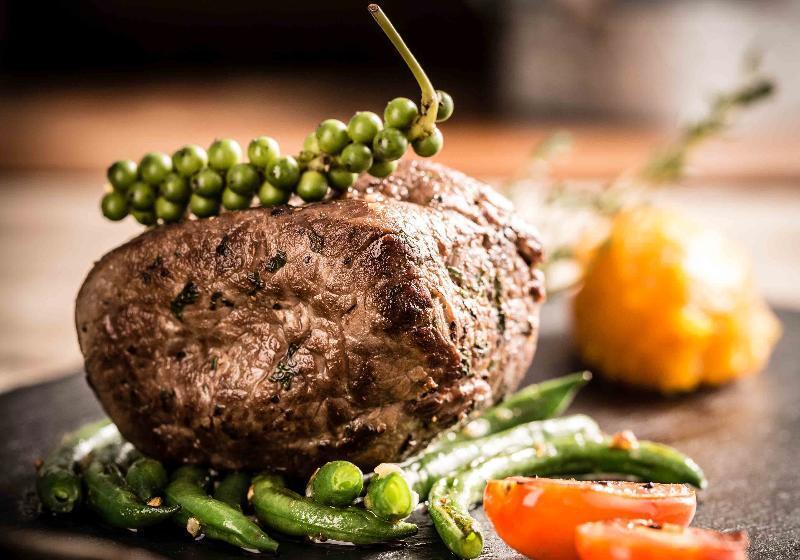 هتل Navutu Dreams Resort & Wellness Retreat