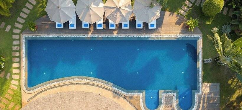 هتل Navutu Dreams Resort & Wellness Retreat