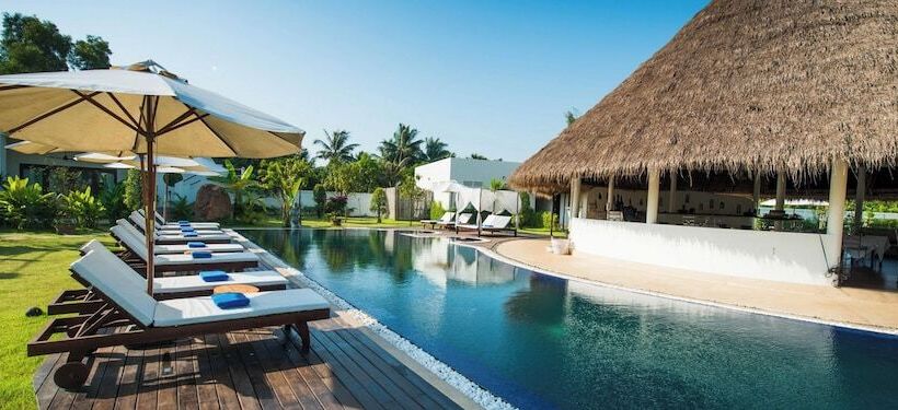 هتل Navutu Dreams Resort & Wellness Retreat