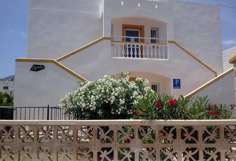 هتل Pensión Agadir