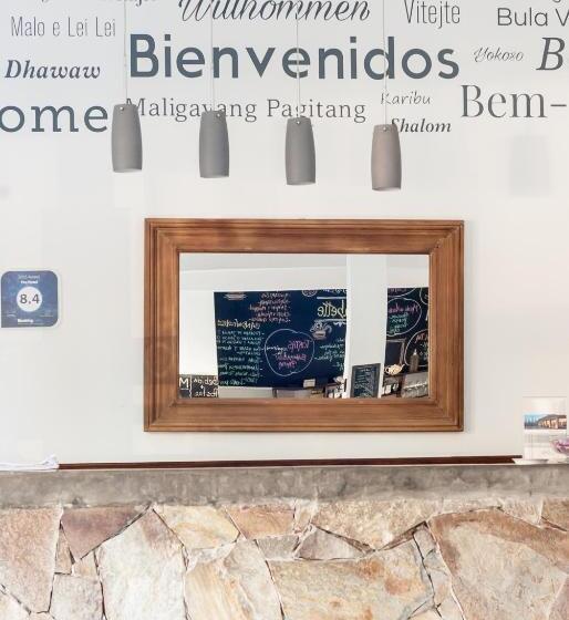 בית מלון כפרי Pro