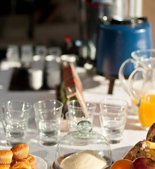 בית מלון כפרי Pro