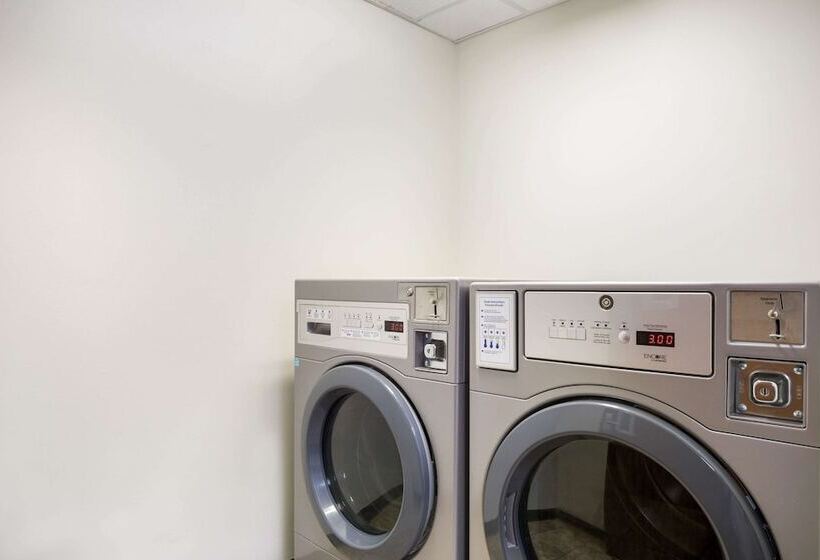 فندق Quality Inn & Suites