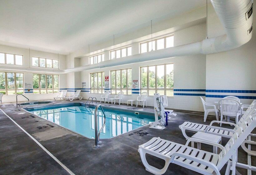 فندق Quality Inn & Suites Rockport   Owensboro North