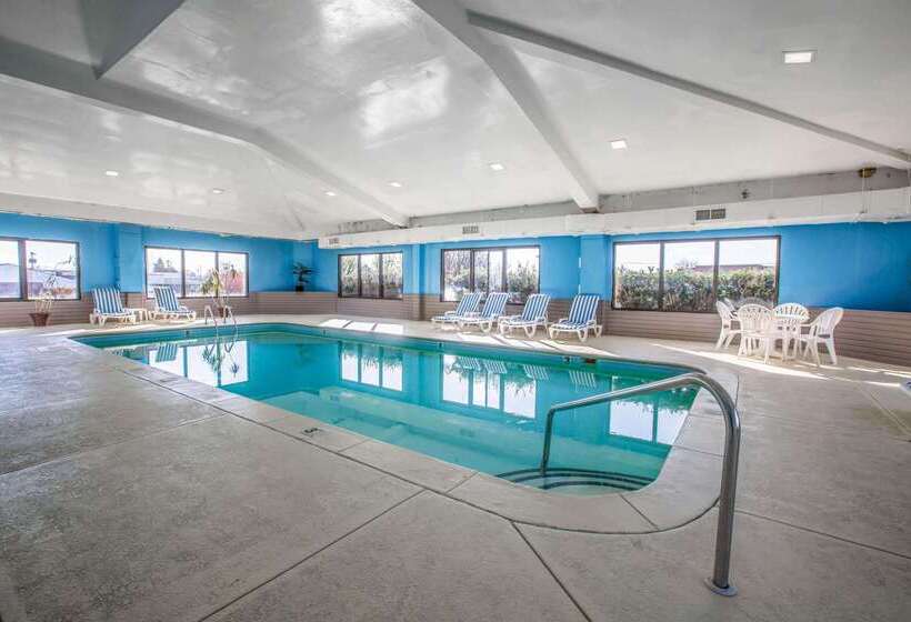 فندق Quality Suites