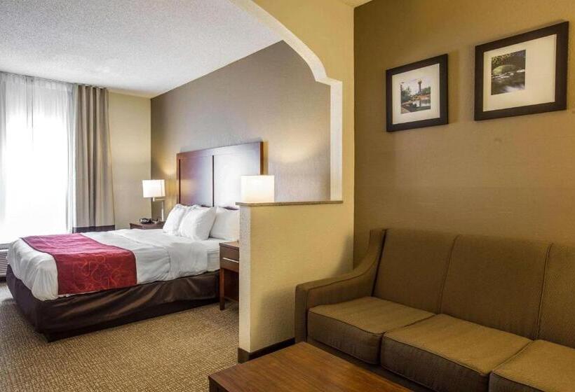 فندق Quality Suites