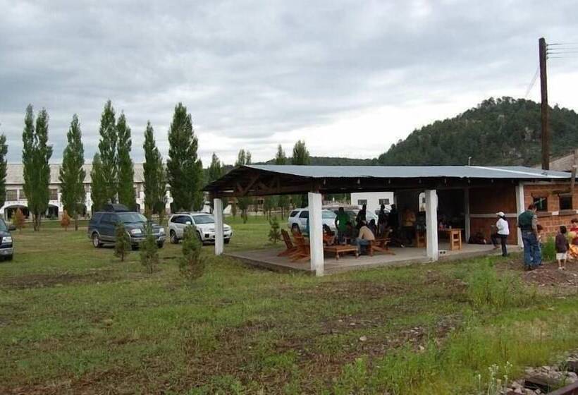 בית מלון כפרי Quinta Mision