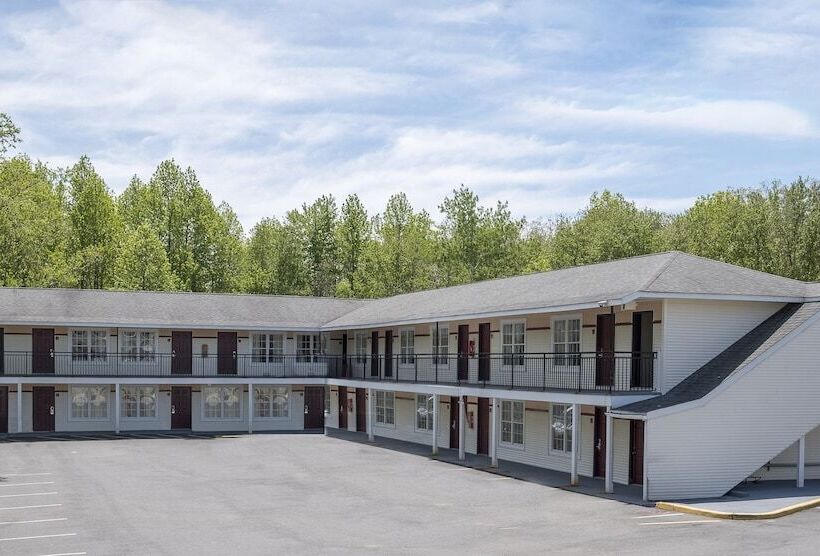 فندق Red Roof Inn Neptune  Jersey Shore