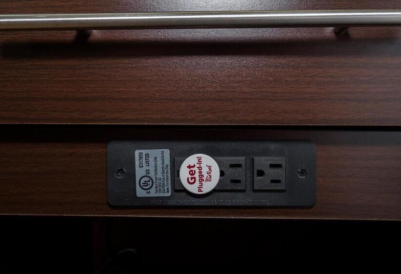 فندق Red Roof Inn Plus+ Poughkeepsie