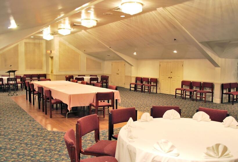 בית מלון כפרי Rodeway Inn & Suites Myerstown   Lebanon