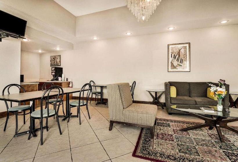 فندق Rodeway Inn