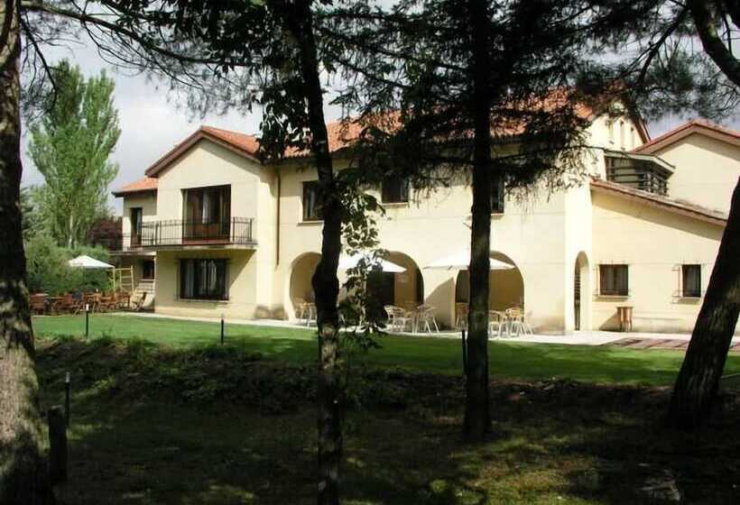 בית מלון כפרי Rural Villarromana