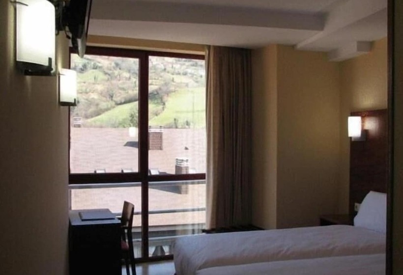 هتل Ruta De La Plata De Asturias