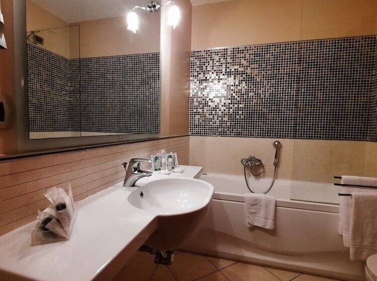 هتل Santa Caterina Park